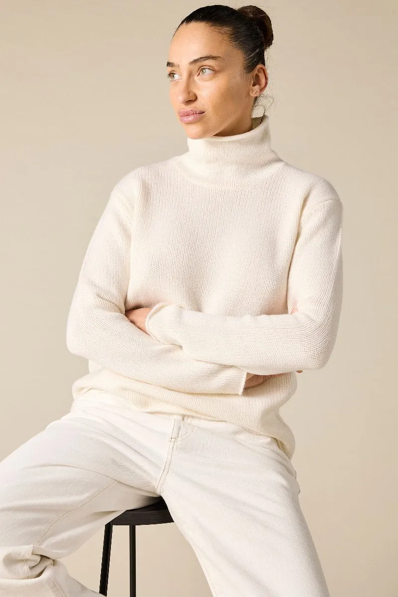 Cashmere Frankie Relaxed Funnel Neck in Winter White