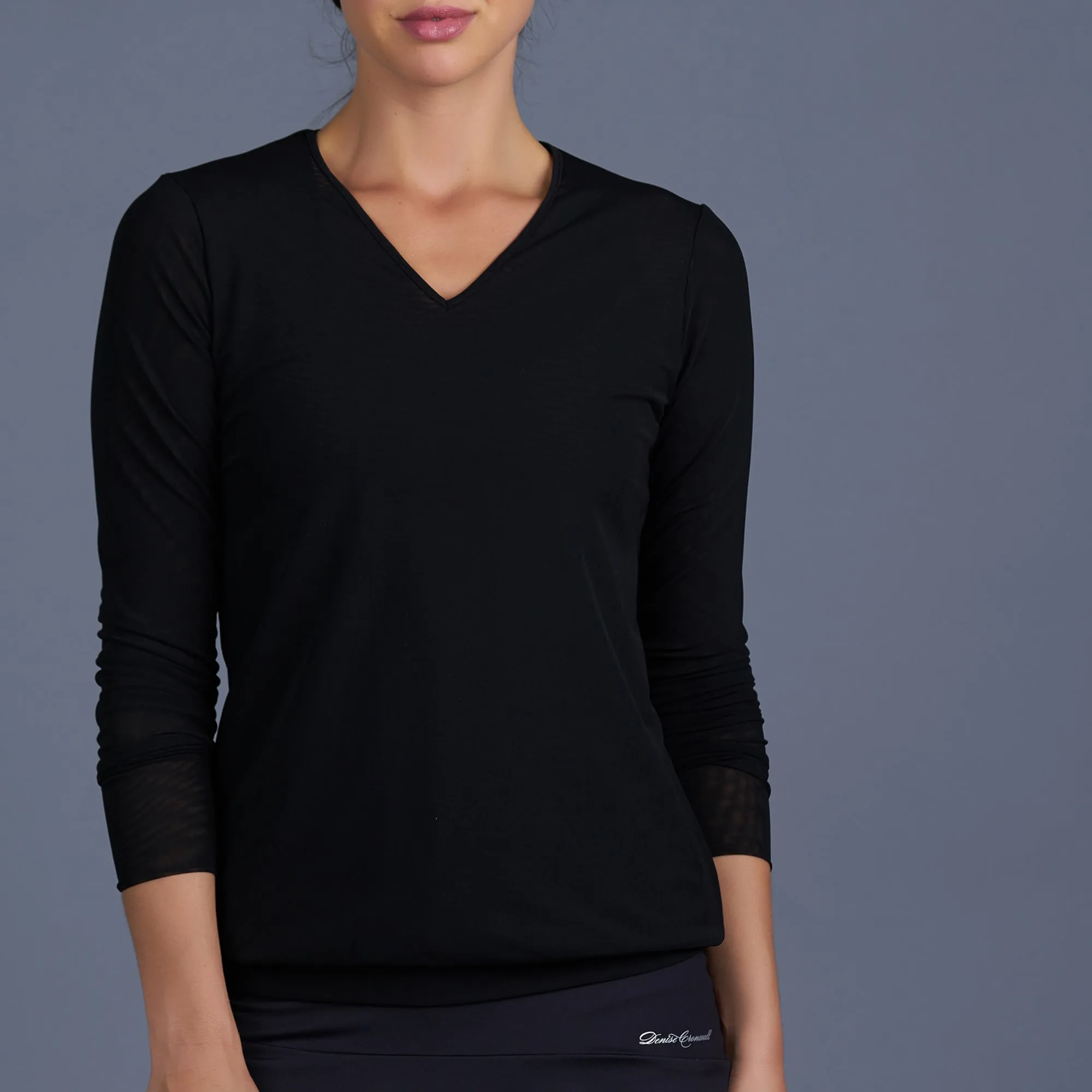 Classic V-Neck Pullover (black mesh)